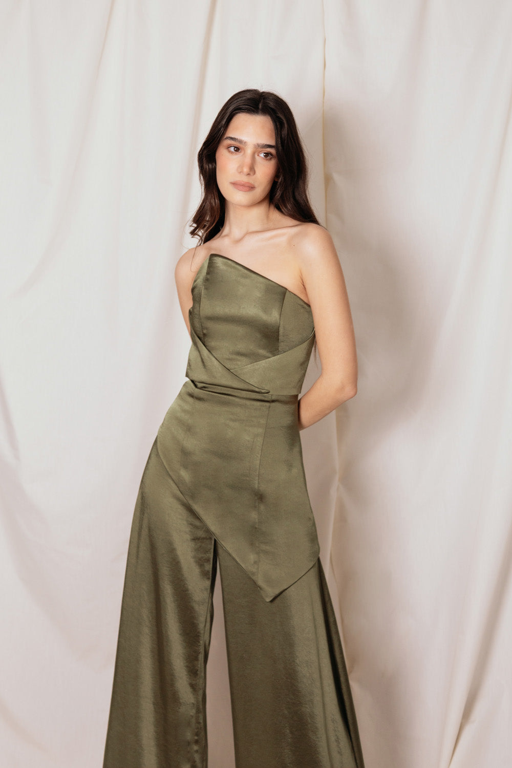 venus olive green dress SET color:dudley-vest-sequin-knit-black swatch:https://www.motelrocks.com/cdn/shop/files/DUDLEY-VEST-SEQUIN-KNIT-BLACK-_-TRESHA-SKIRT-SEQUIN-KNIT-BLACK-_2_-copy_32875de2-cab1-456d-8343-0b1ebfc34567.jpg?v=1687510788&width=100